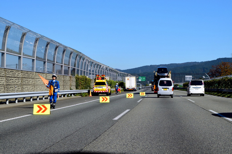 高速道路規制の警備における注意点